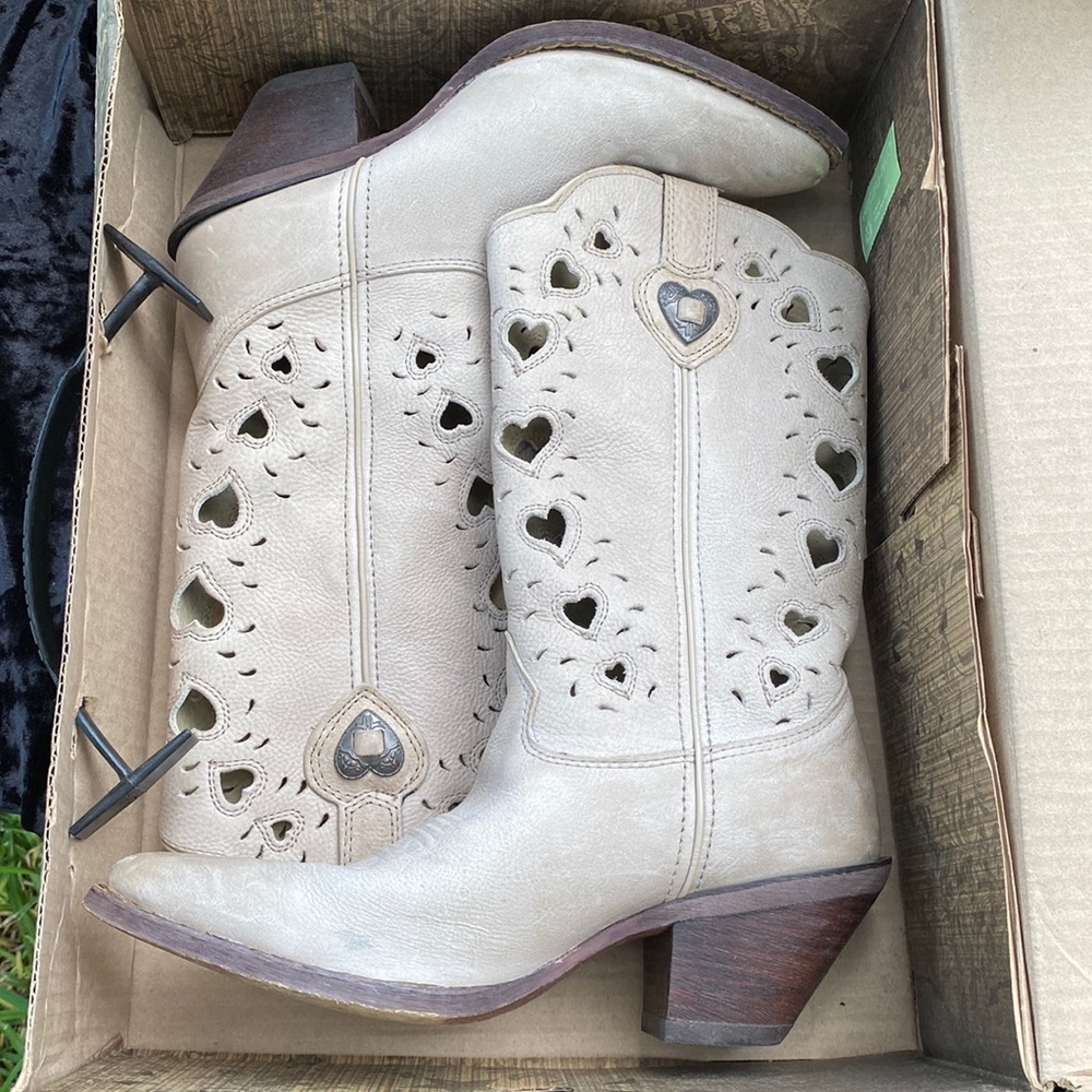 Crush Durango western boots.  Size 6.5.  Tan leather w/ hearts.